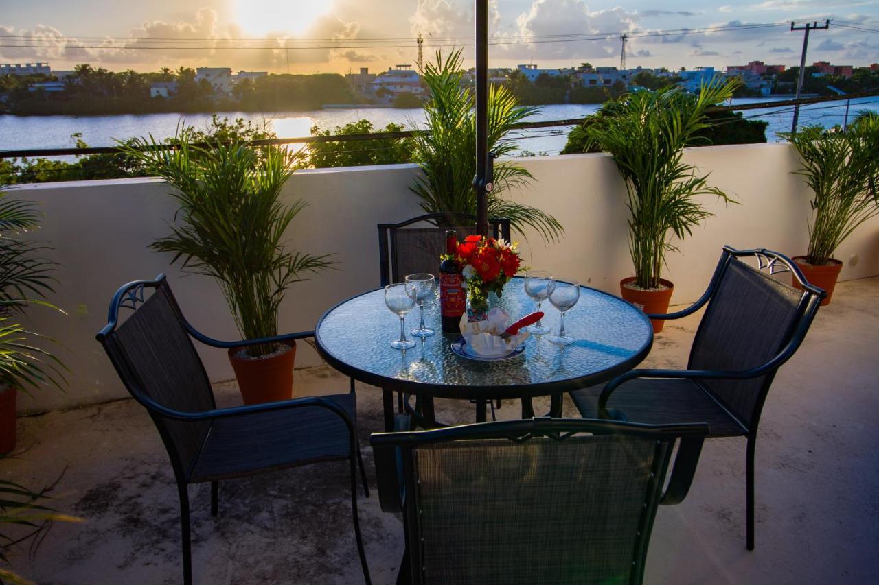 Sunset Isla Mujeres Aparthotel ภายนอก รูปภาพ